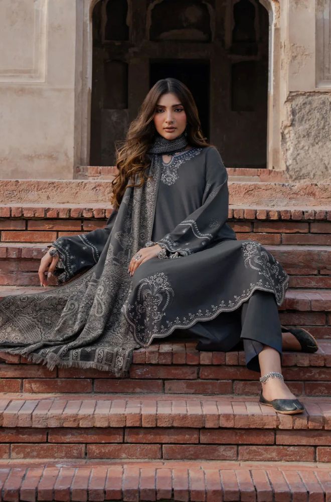 ZWC 3003 Embroidered Dhanak Unstitched 3 Pec